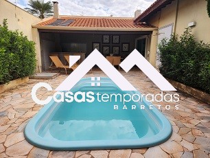 Casa com piscina para temporada em Barretos