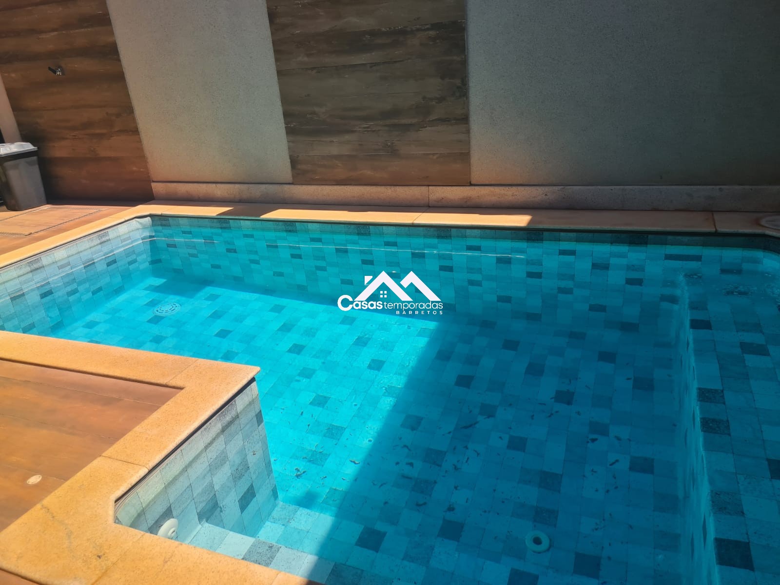 Casa com piscina para festa do peão de Barretos